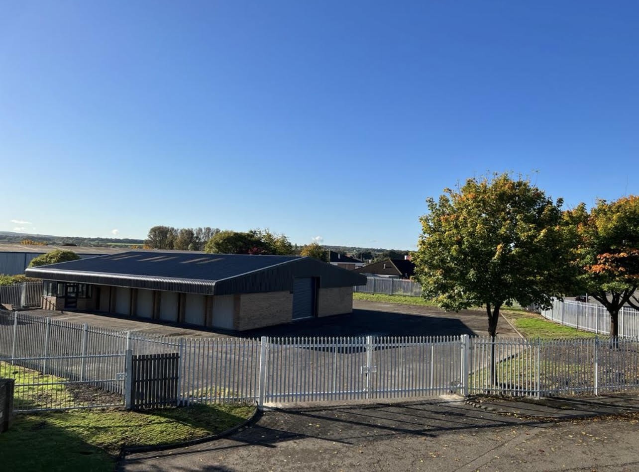 Industrial unit with secure yard and palisade fencing at 6a Drovers Road, Broxburn